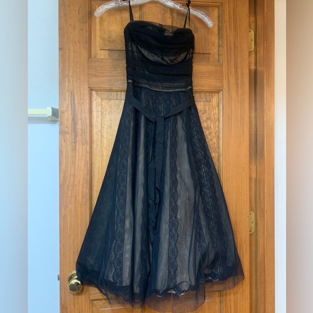 BCBGMAXAZRIA Strapless Gown- layered black lace w/ nude lining